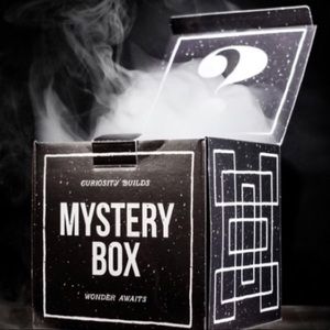 Mystery Box 4 PINK/VS items, $125 value